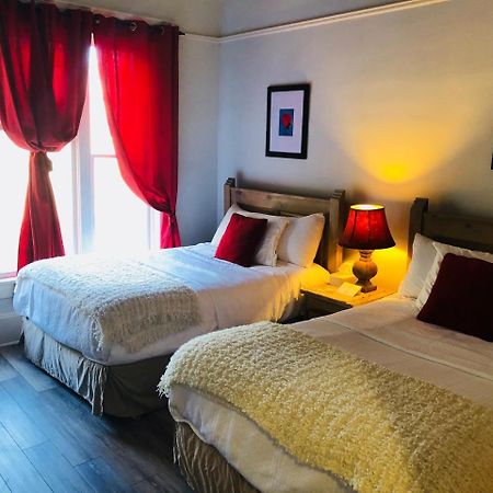 Hotel San Ramon 比斯比 外观 照片