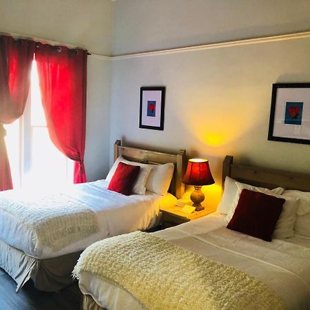 Hotel San Ramon 比斯比 外观 照片