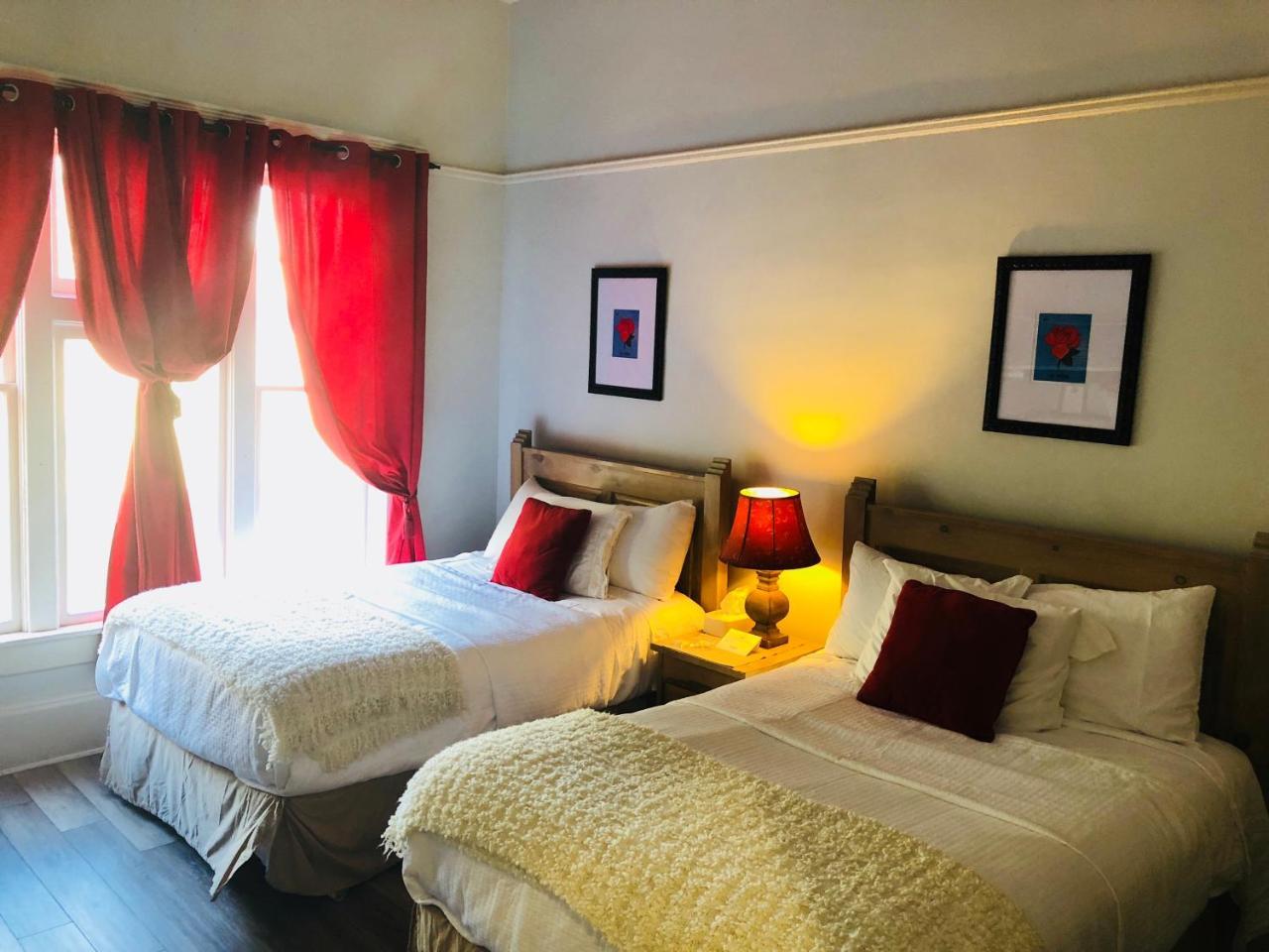 Hotel San Ramon 比斯比 外观 照片